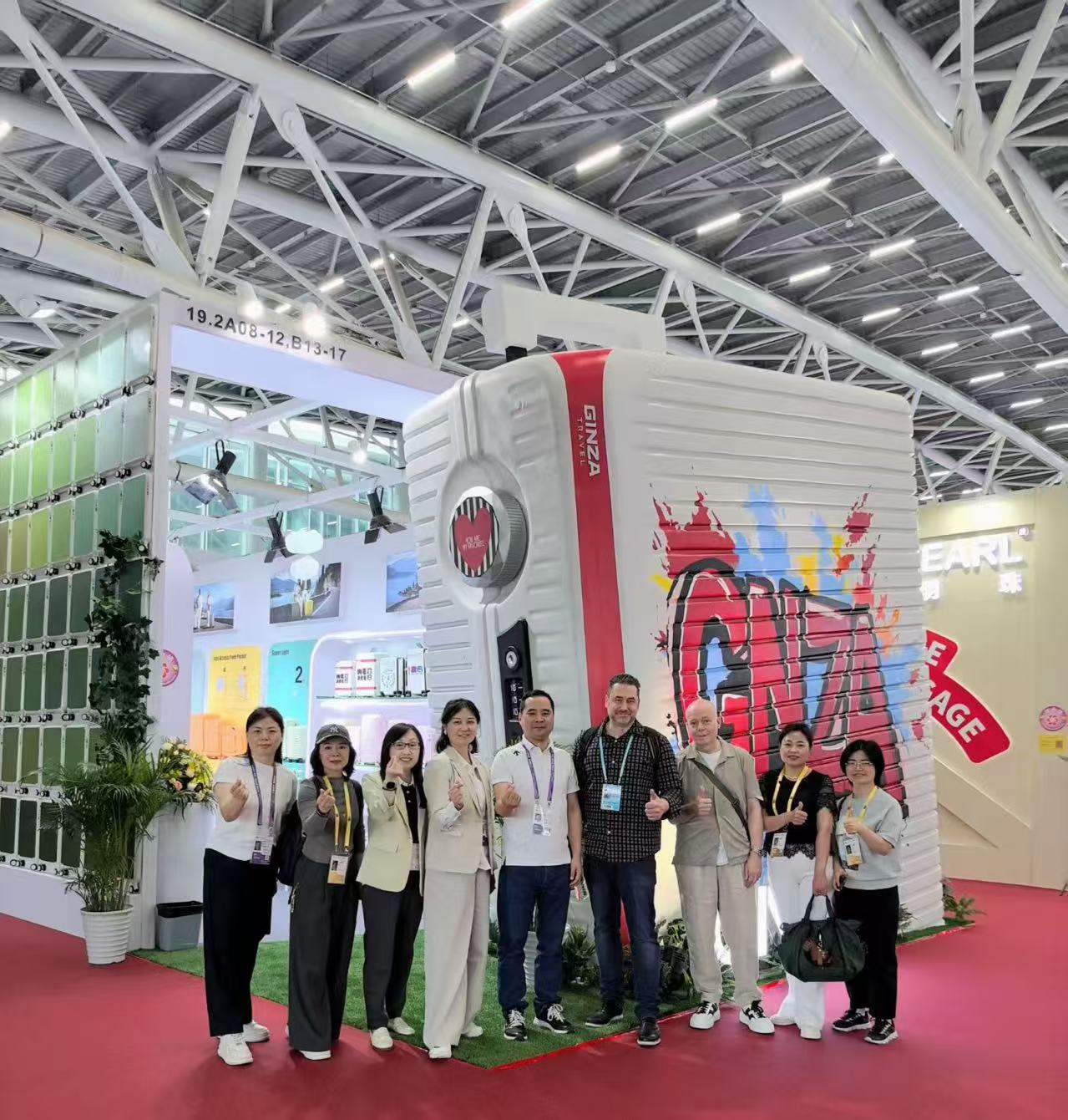 GNZA export team meeting clients at the Canton Fair